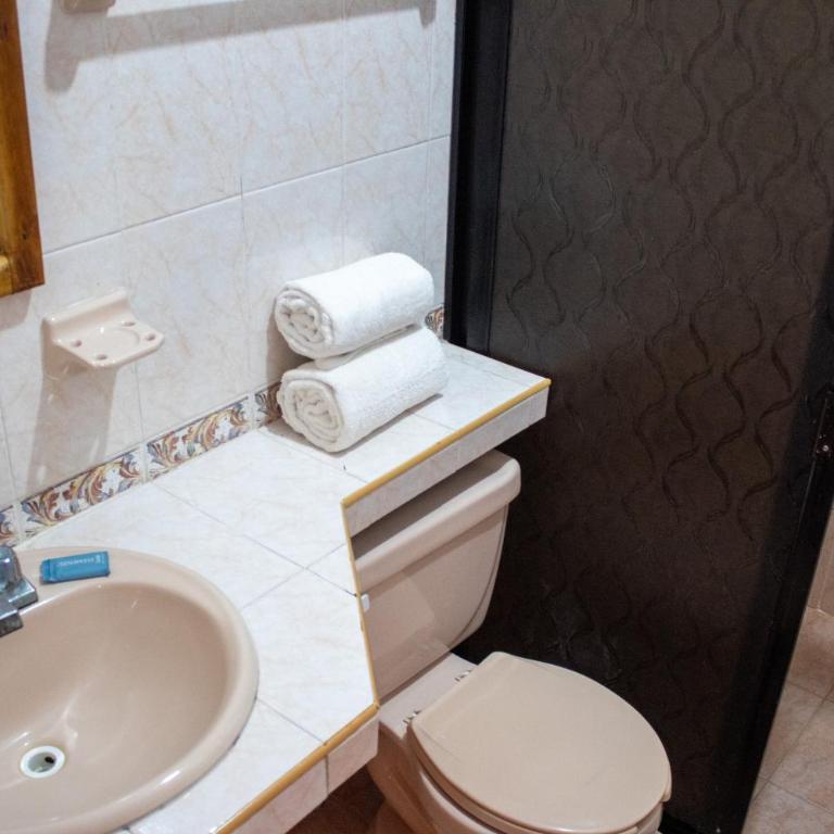 Hotel Vista Caribe Villas - Habitación Familiar con baño privado - 15