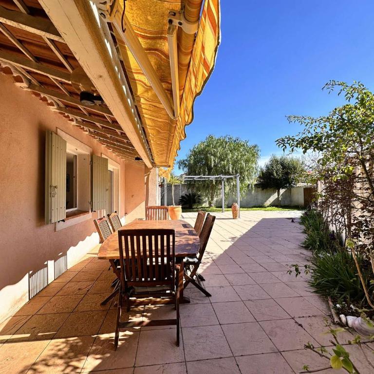 VILLA VIEUX MOULIN Villa avec piscine pour 7 personnes avec piscine à Hyères - Ferienhaus - 2