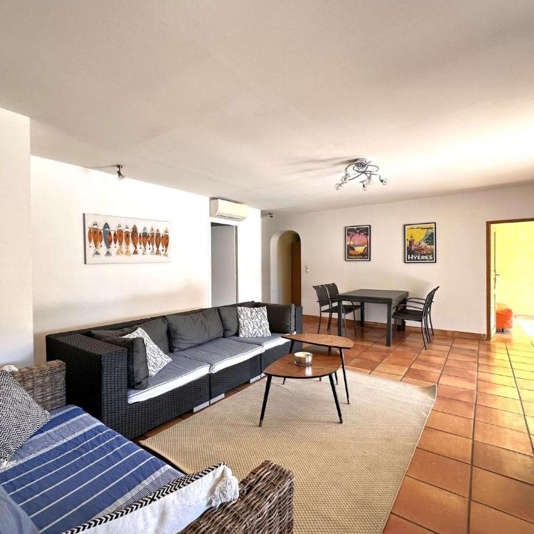 VILLA VIEUX MOULIN Villa avec piscine pour 7 personnes avec piscine à Hyères - Ferienhaus - 10