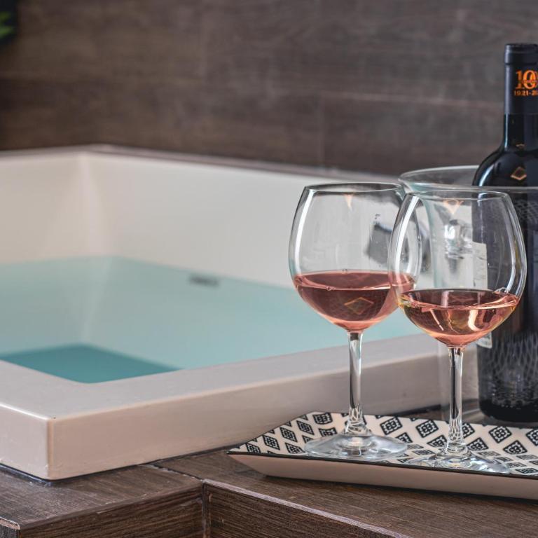 Palazzo San Lazzaro - Jacuzzi Rooms & Suites Lecce Selection - Camera Matrimoniale con Vasca Idromassaggio - 5