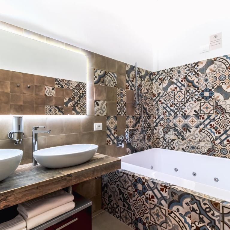 Palazzo San Lazzaro - Jacuzzi Rooms & Suites Lecce Selection - Suite con Vasca Idromassaggio - 17