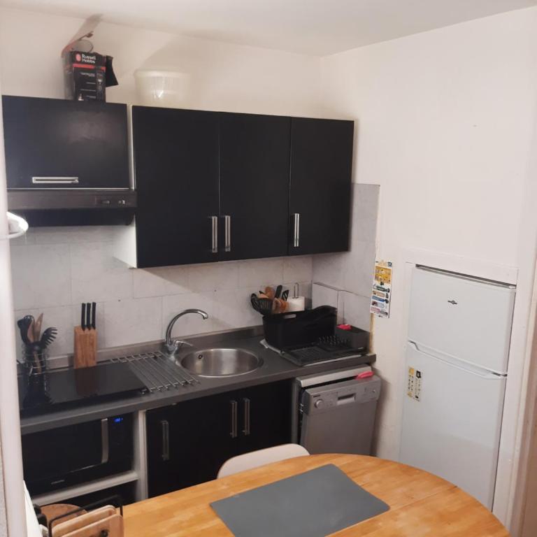 Duplex14h 1er étage jardinet 1 parking ou studio14B rdc terrasse sans parking - Studio avec Terrasse - 21