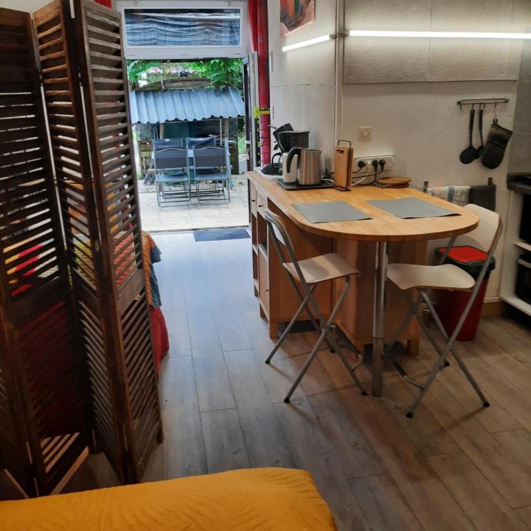 Duplex14h 1er étage jardinet 1 parking ou studio14B rdc terrasse sans parking - Studio avec Terrasse - 19