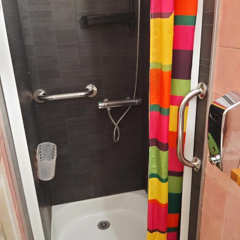 Duplex14h 1er étage jardinet 1 parking ou studio14B rdc terrasse sans parking - Studio avec Terrasse - 32