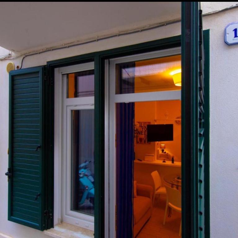 Maison Duomo - One-Bedroom Apartment - 11