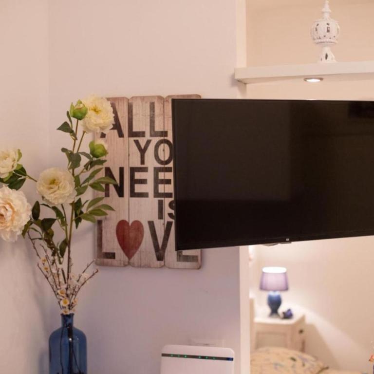 Maison Duomo - One-Bedroom Apartment - 17