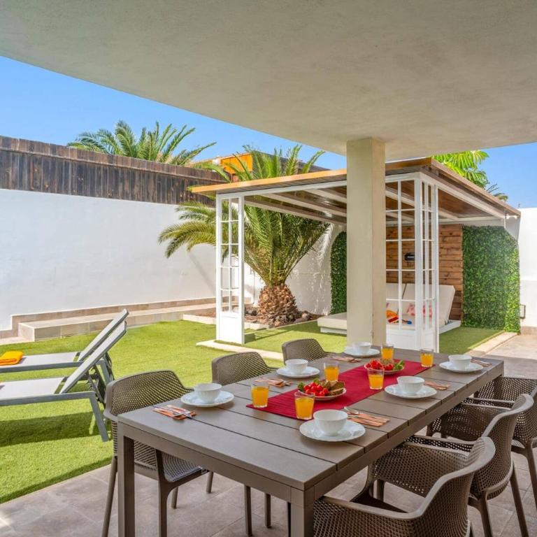 Villa Caleta Sunset by Villa Plus - Villa - 3