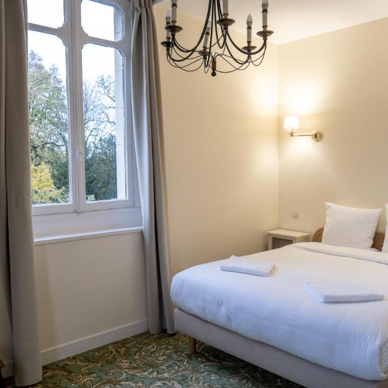 Château De L'aubrière - Teritoria - Chambre Familiale - Vue sur Jardin - 1