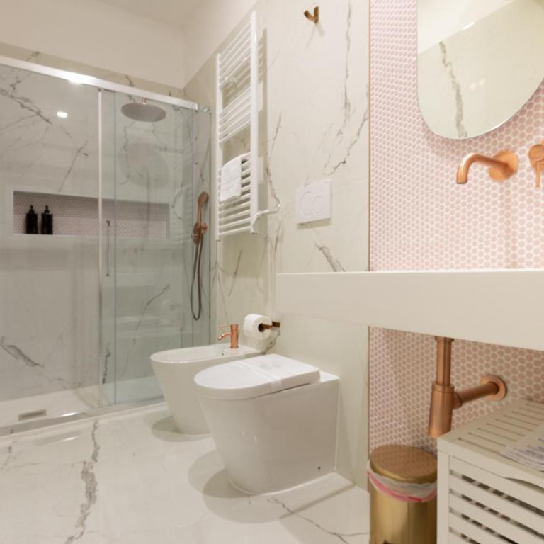 Vatican Design Suites - Camera Matrimoniale Superior - 20