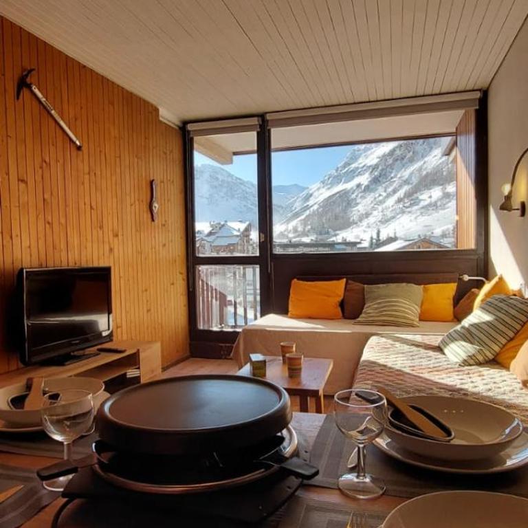 Studio centre Val d'Isere - Two-Bedroom Apartment - 10