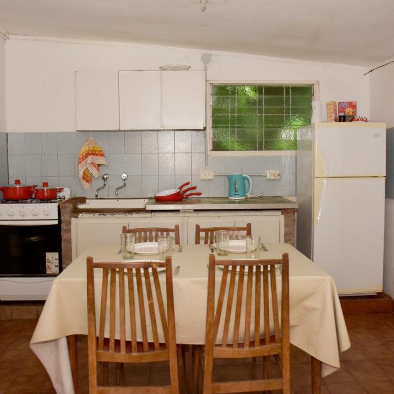 Espectacular casa quinta rústica en Parque Girado! - Casa de 2 dormitorios - 19