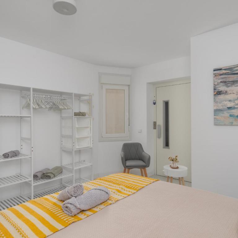 Premium Oldtown Beach House "La Pita" with Terrace and Parking - Casa de 4 dormitorios - 29