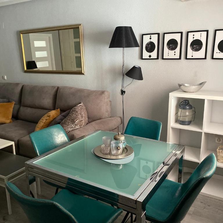 5 min walk to the beach Spacious terrace - Apartment mit 2 Schlafzimmern - 6