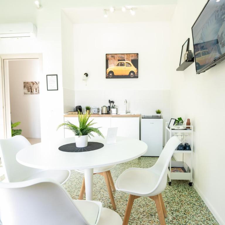 Valguarnera Studio Apartments - Deluxe Apartment - 47