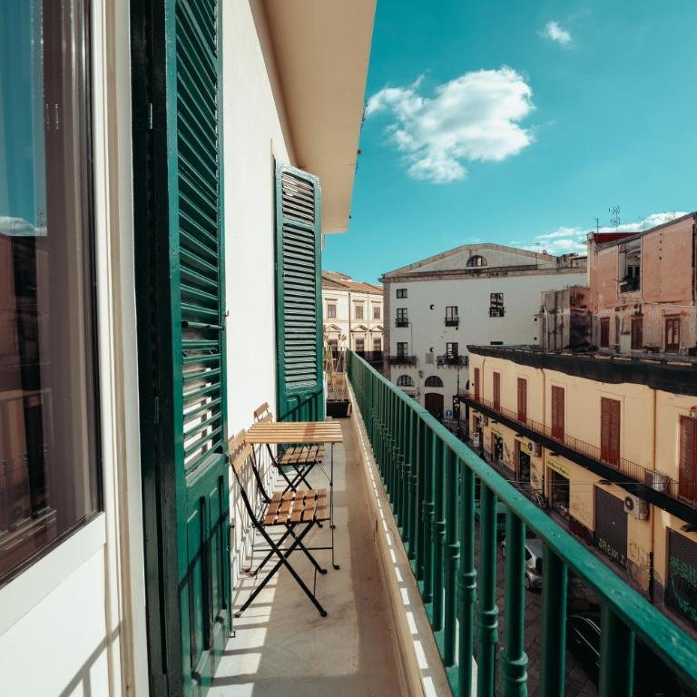 Valguarnera Studio Apartments - Deluxe Apartment - 34