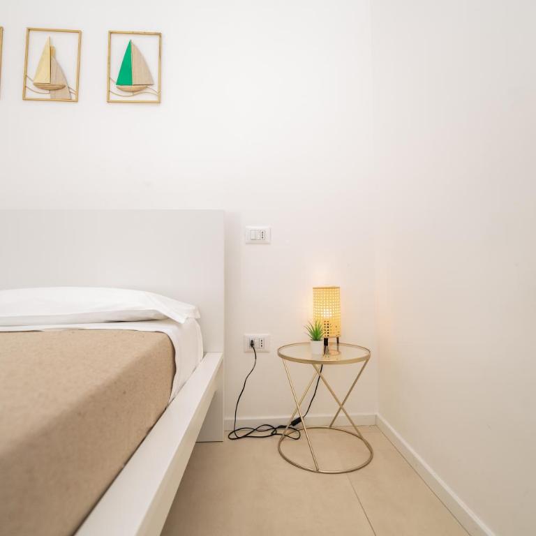 Valguarnera Studio Apartments - Standard Apartment - 26