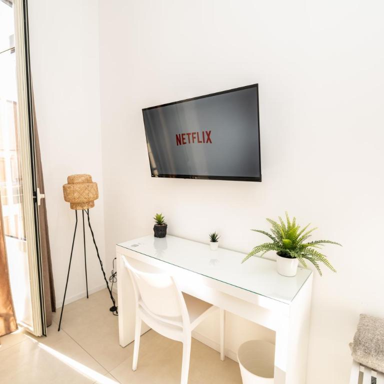 Valguarnera Studio Apartments - Standard Apartment - 23