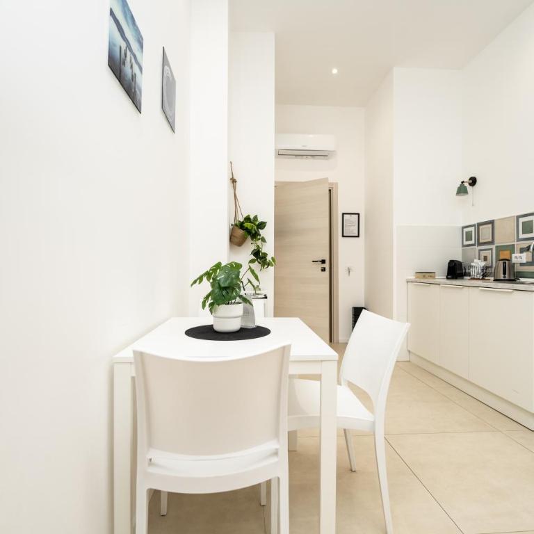 Valguarnera Studio Apartments - Standard Apartment - 31