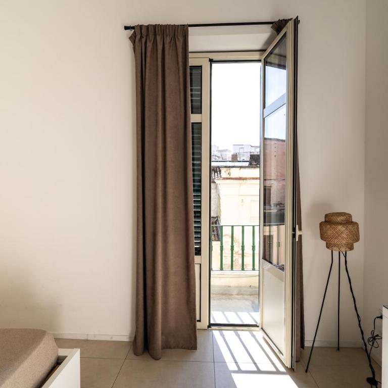 Valguarnera Studio Apartments - Standard Apartment - 28