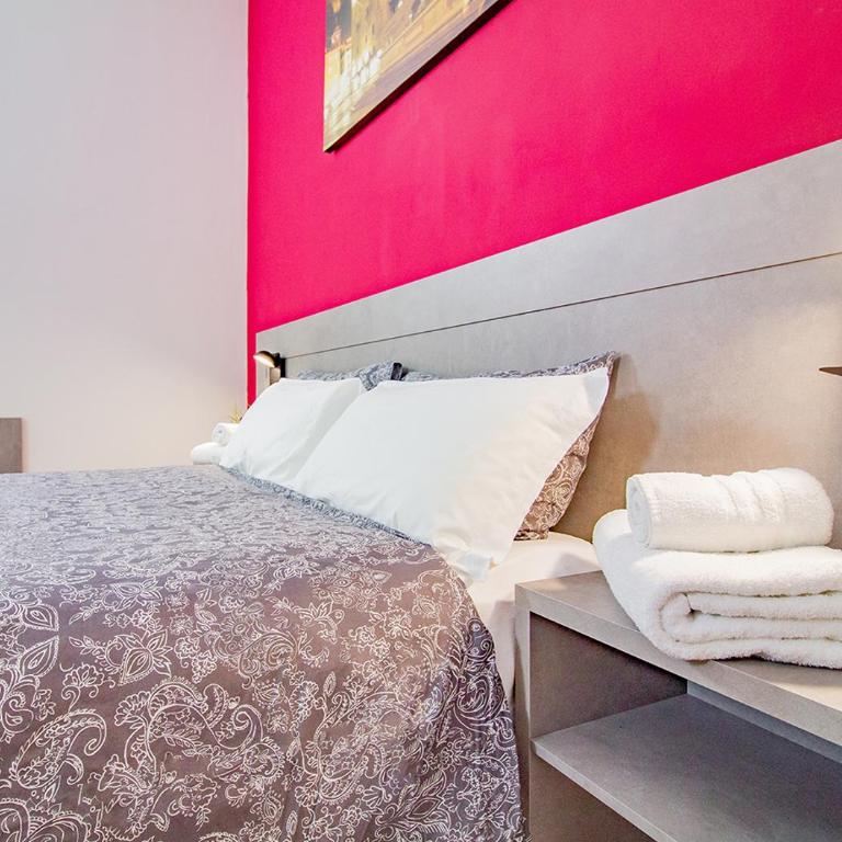 Athena Rooms - Parcheggio privato - Camera Matrimoniale Deluxe con Balcone - 25