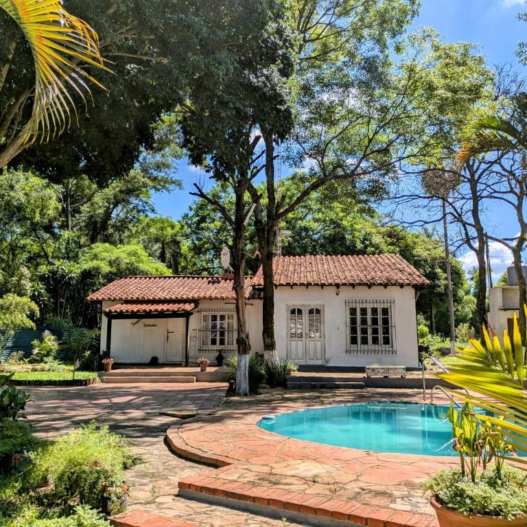 Un Oasis Natural a Minutos de Asunción - Casa con 1 dormitorio - 2