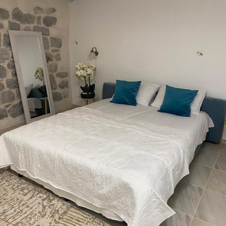 Casa Behar - Villa - Beach Front - 15