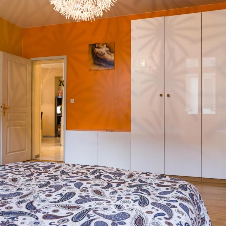 Gite hyper centre 10 pers - Apartment - 21