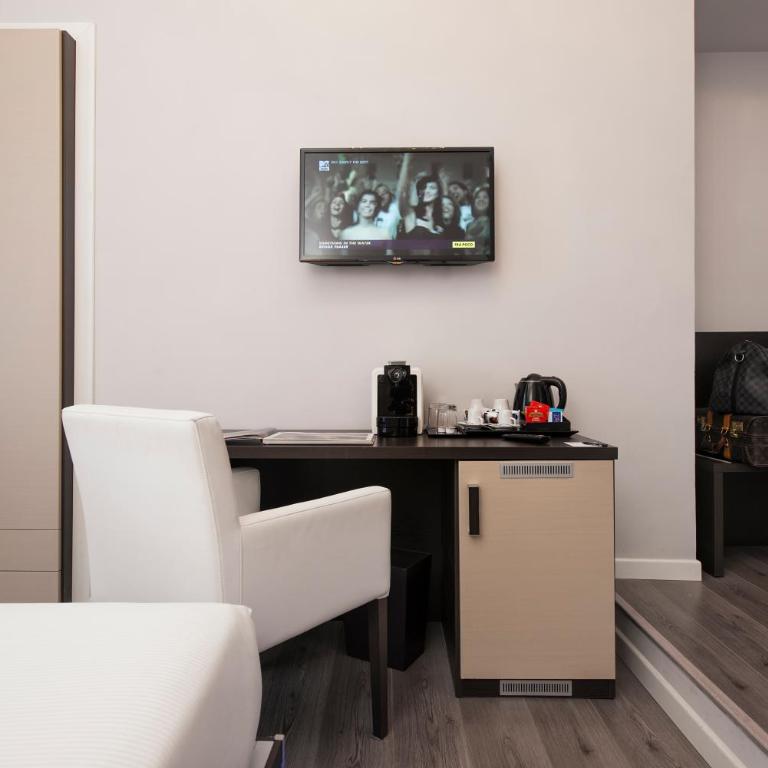 Arenula Suites - Camera Matrimoniale Standard - 2