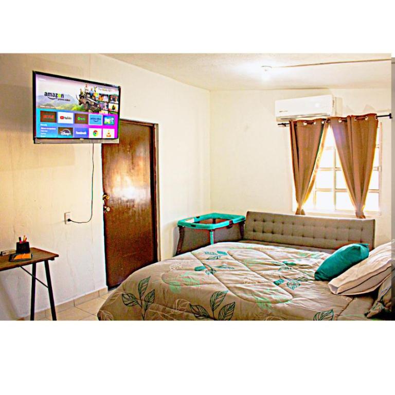 Depto 1 equipado x mitras cerca a imss 25 y a pasos del metro - One-Bedroom Apartment - 1