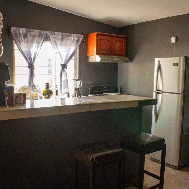 Depto 1 equipado x mitras cerca a imss 25 y a pasos del metro - One-Bedroom Apartment - 5