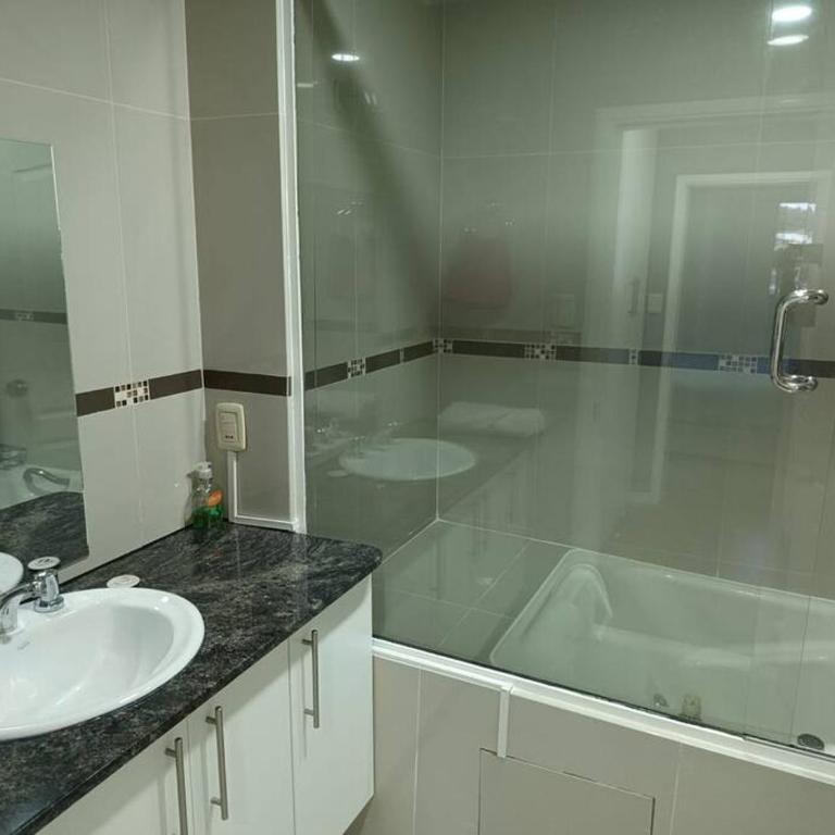 Centrico, lujoso y amplio dpto - Apartamento - 14