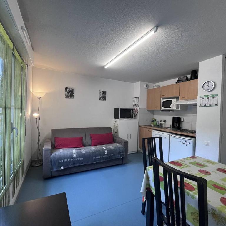 Charmant T2 à Cauterets avec parking et casier à skis - FR-1-812-29 - Apartment - 1