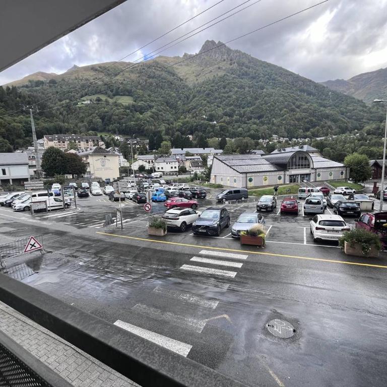 Charmant T2 à Cauterets avec parking et casier à skis - FR-1-812-29 - Apartment - 8