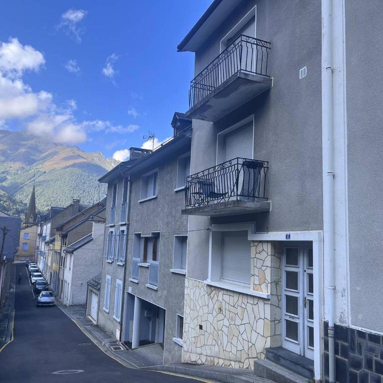 Spacieux chalet familial à Cauterets, 4 chambres, tout confort - FR-1-812-37 - Apartment - 15