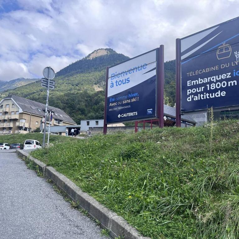 Studio confortable 3/4 pers. avec parking à Cauterets - FR-1-812-12 - Apartment - 4