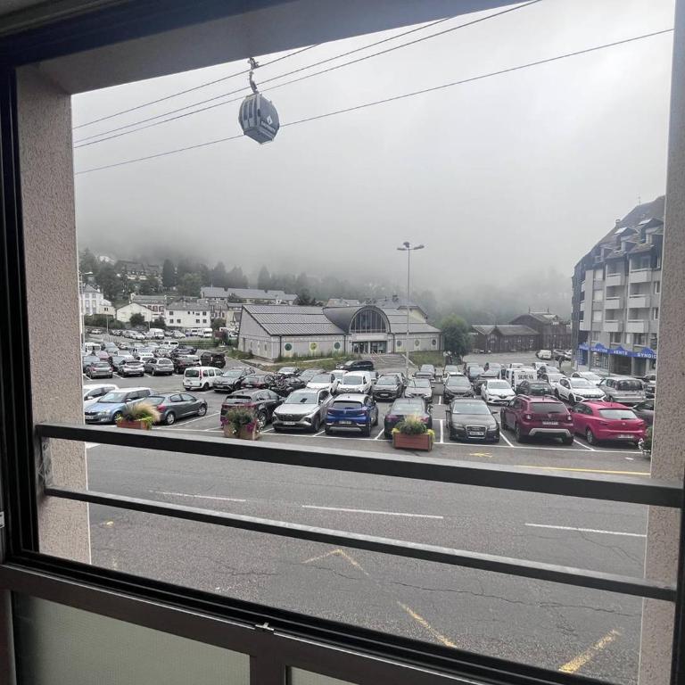 Charmant appartement à Cauterets avec parking et proche des pistes - FR-1-812-52 - Apartment - 6