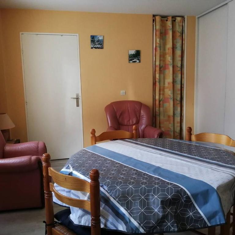 Appartement lumineux avec parking et cellier à skis - FR-1-812-23 - Apartment - 5