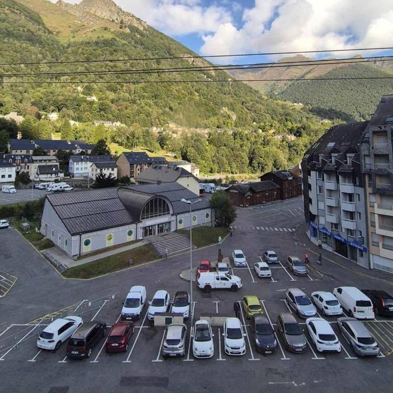 À deux pas des télécabines, appartement confortable avec parking et 2 chambres - FR-1-812-26 - Appartement - 3