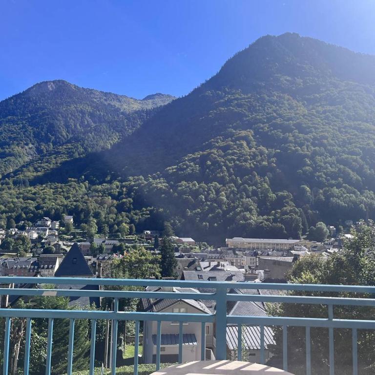 Appartement avec terrasse et parking, 2 chambres, au cœur des montagnes - FR-1-812-90 - Apartment - 7