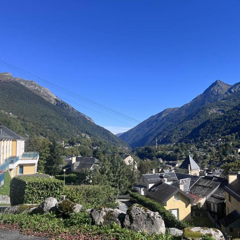 Appartement avec terrasse et parking, 2 chambres, au cœur des montagnes - FR-1-812-90 - Apartment - 10