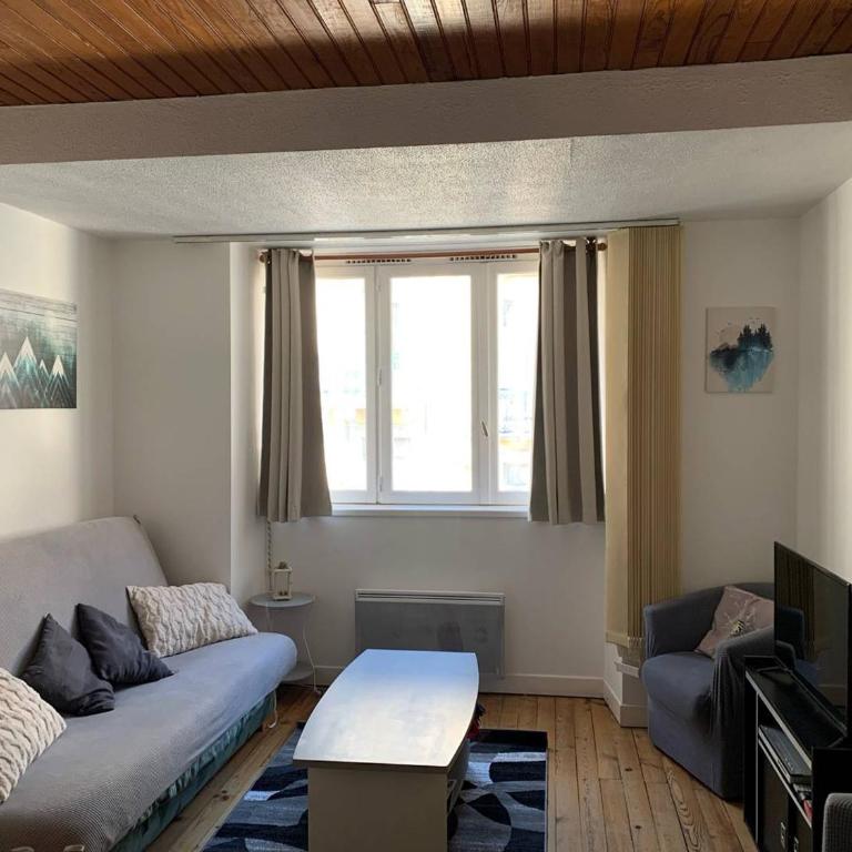 Duplex 8 pers hyper-centre Cauterets avec WiFi & parking sécurisé - FR-1-812-68 - Appartamento - 1