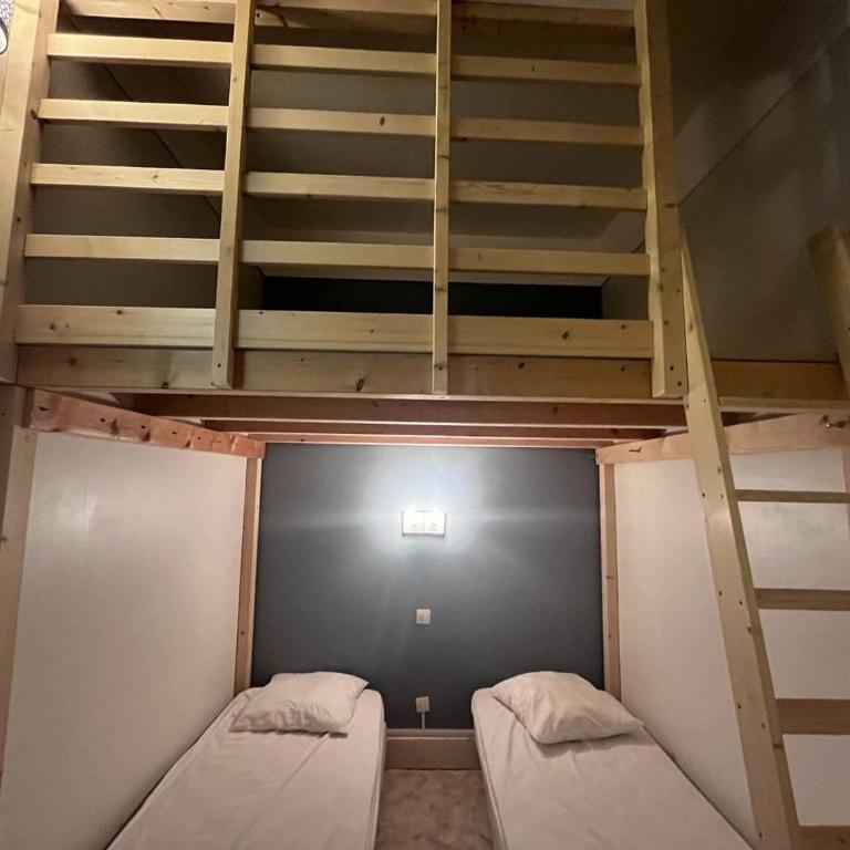 Appartement lumineux avec 2 ch. au cœur de Cauterets - FR-1-812-70 - Apartment - 4