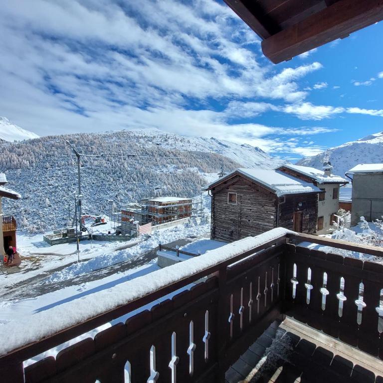 Chalet Baita Zelda - Appartamento con Vista e Balcone - 5