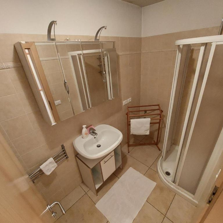 Chalet Baita Zelda - Appartamento Familiare con 1 Camera da Letto - 10