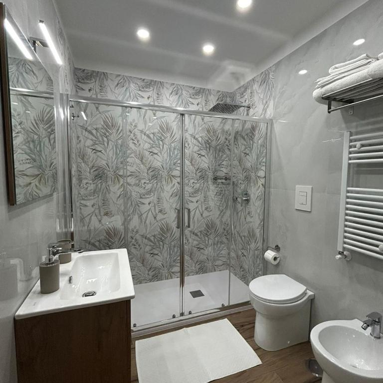 Suite Stay Napoli Rooms and Apartment - Camera Matrimoniale - 6