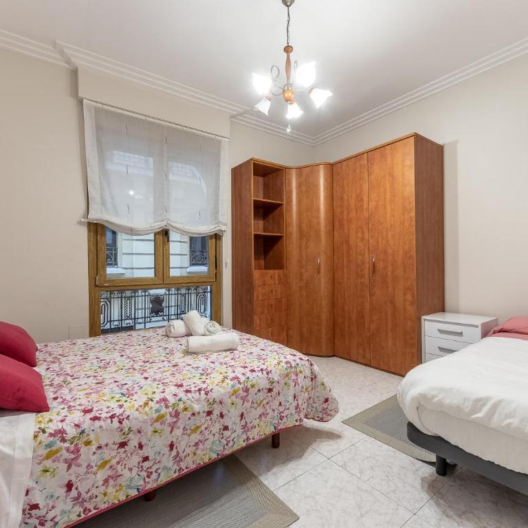 Apartamento en el mismo corazón del Casco Viejo - Three-Bedroom Apartment - 8