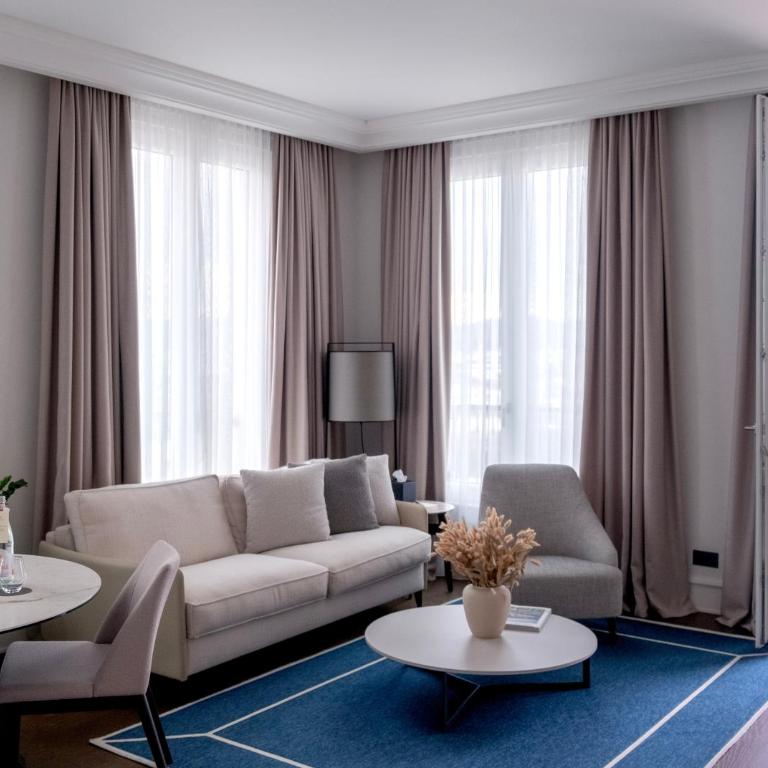 Boutique Hotel Porto Palace - Suite with Sea View - 6