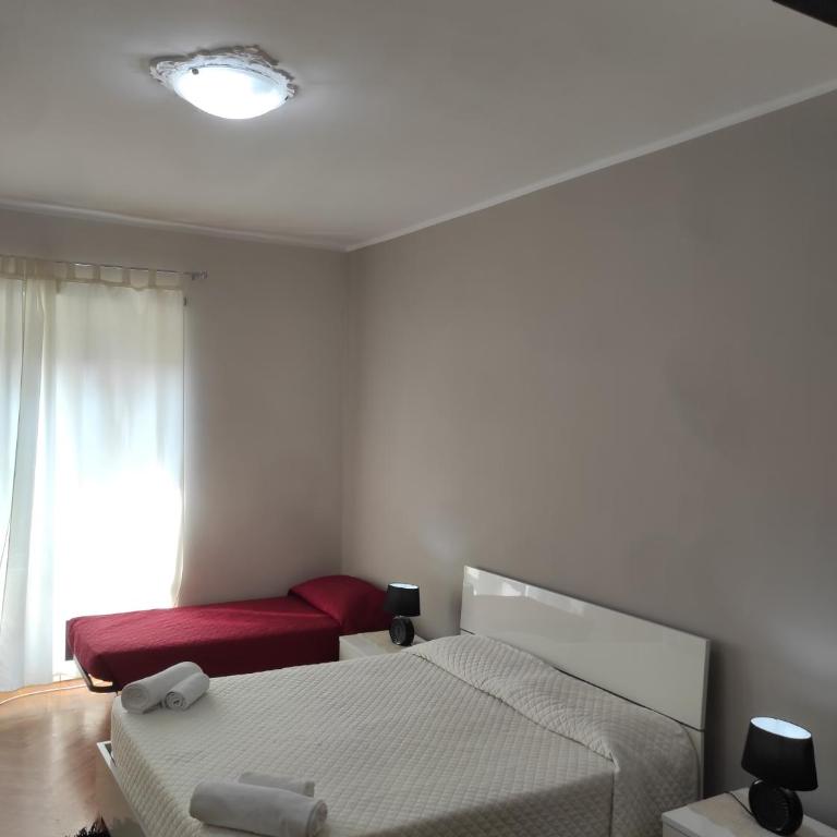 APPARTAMENTO SANTA RITA Con due Camere InalpiArena 9 min CENTRO CITTA - Two-Bedroom Apartment with Balcony - 2