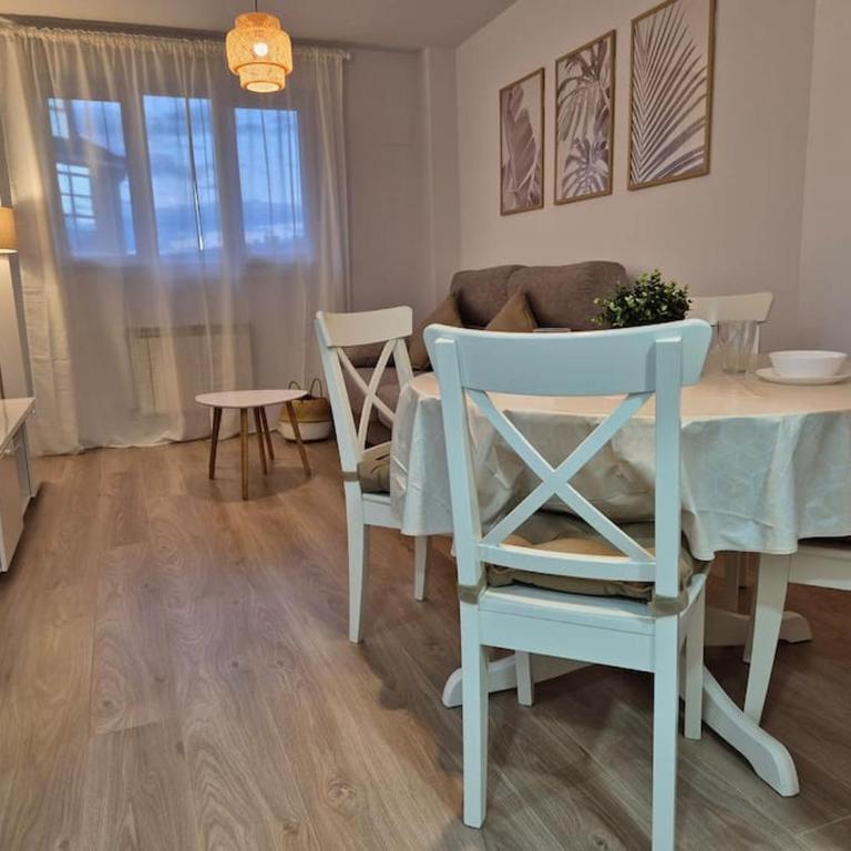 650A Apartamento acogedor con garaje by R2R Consulting - Apartamento de 2 dormitorios - 3
