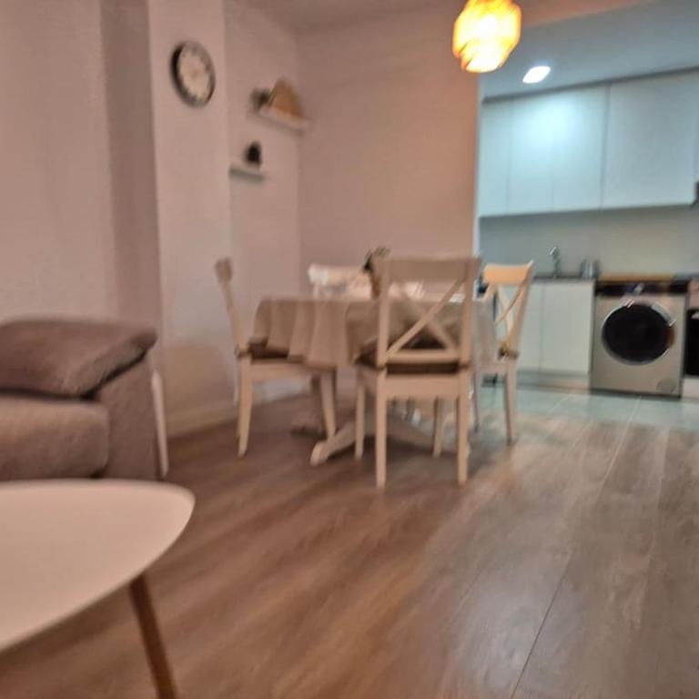 650A Apartamento acogedor con garaje by R2R Consulting - Apartamento de 2 dormitorios - 17